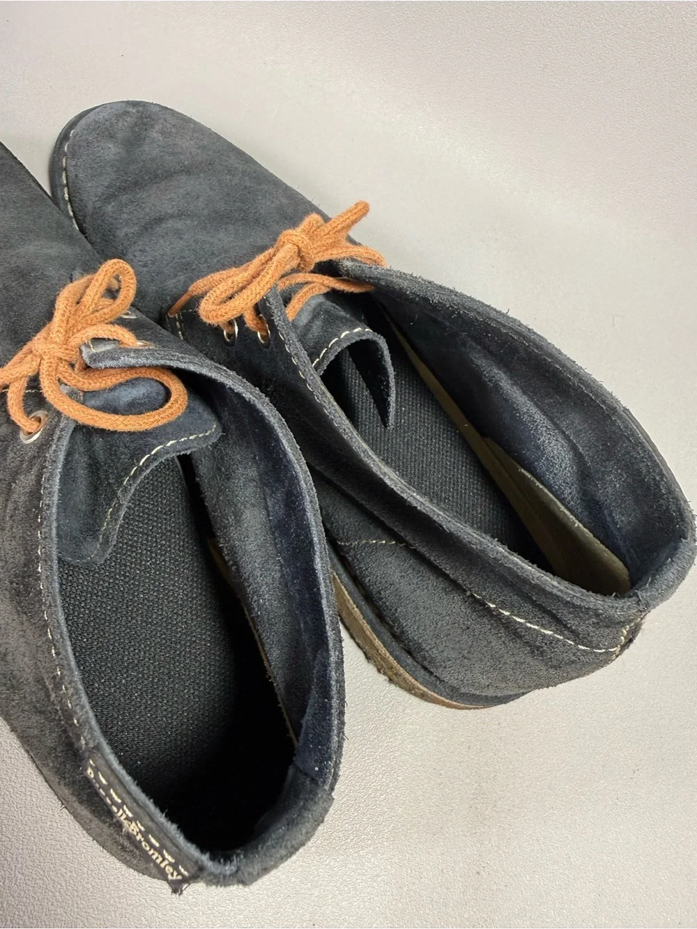 Russell & Bromley Men’s Navy Chukka Boots Handmade in England